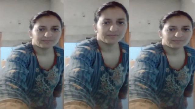 Sexy Hot Desi Milf Stripping Removing Clothes Full Show