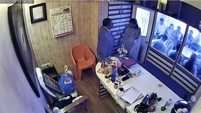 Nashik Astrologer Office & Home Leaked Video
