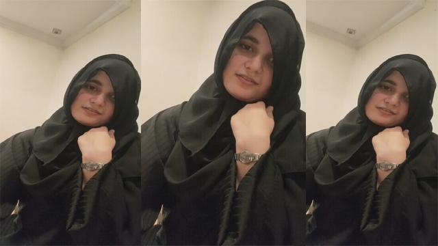 Horny Punjabi Hijabi Wife Sucking Ex Husband Cock
