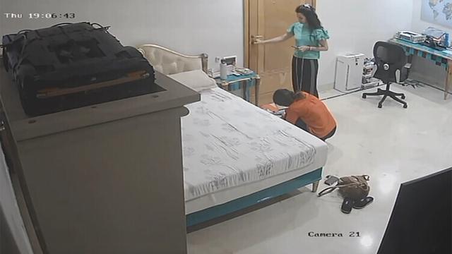 Spa Centre Babe & Another Girl Doing Waxing Leaked