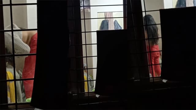 Neighbor Girl Changing Clothes Arousing Video
