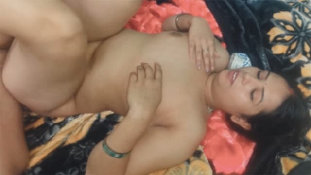 Beautiful Sexy Milf Wife Loud Moans Fucking